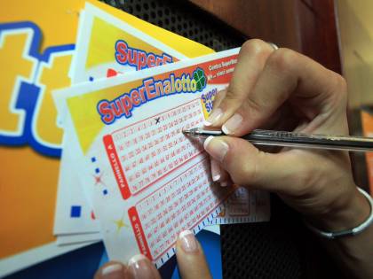 Fase 2, dal 4 maggio tornano Lotto e Superenalotto