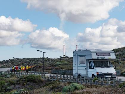 Vacanze in camper con furto: la famiglia al mare e loro a rubare