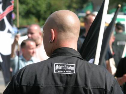 Polizia tedesca crea reparto contro estrema destra: "È più pericolosa del jihadismo"
