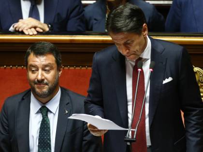 Dalla "discontinuità" alle "interlocuzioni". I tormentoni lessicali per allontanare il voto