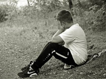 Al pronto soccorso con l'occhio nero, a 9 anni "denuncia" i genitori