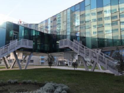 Broncopolmonite non diagnosticata: 85enne dimesso dall’Ospedale del Mare rischia la vita