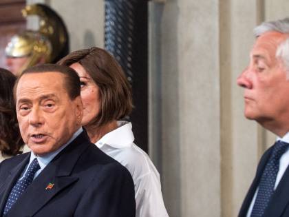 Berlusconi detta la linea: "È il governo peggiore. Opposizione dura in Aula"
