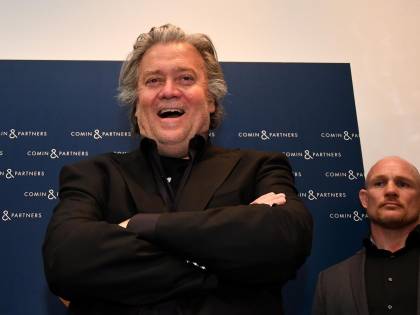 Ora Steve Bannon vuole acquistare il Daily Telegraph