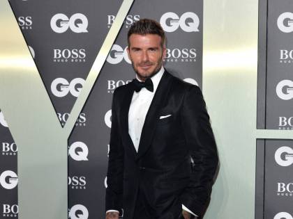 David Beckham è calvo. Dove sono finiti i suoi capelli?