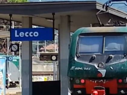 Lecco, nordafricano picchia due donne alla stazione: fermato