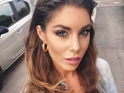 Problema alle corde vocali: Bianca Atzei annulla il concerto