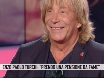 Enzo Paolo Turchi a Storie Italiane: "Sono in difficoltà, non si tratta così un artista"
