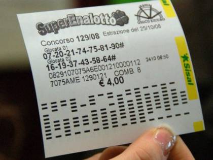 Superenalotto, il misterioso vincitore chiede la riscossione dei 209 milioni di euro