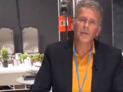 La proposta choc del professore svedese: "Consumare carne umana limita gli effetti del riscaldamento globale"