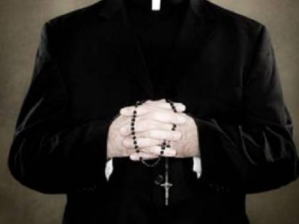 Pedofilia, espulso un gesuita per abusi ai danni di cinque minori