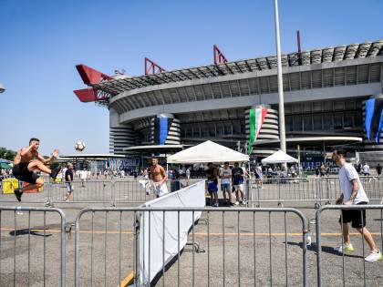 Nuovo stadio di Milano: la giunta comunale dà il via libera alla proposta di Milan e Inter