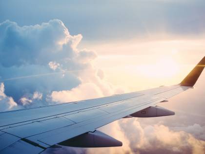 Le spese pazze di Bruxelles sui voli privati