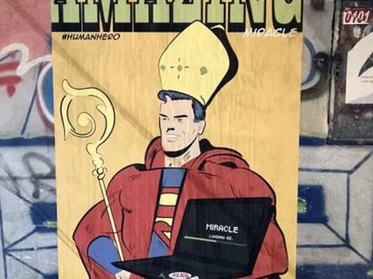 Rubato a Napoli il dipinto che ritrae San Gennaro in versione Superman