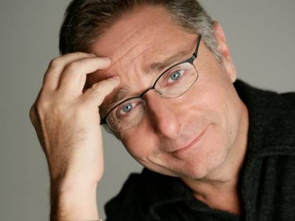 Paolo Bonolis: "Quella volta che Laurenti mangiò cibo per gatti"