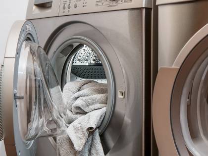 Benevento, prima le scintille nel cestello e poi il boato: la lavatrice scoppia