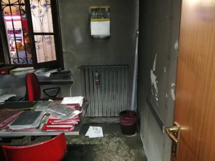 Attentato al sindacato, molotov contro il Cub di Monza