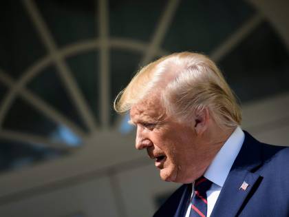Il video fake su Trump che spara ai suoi avversari