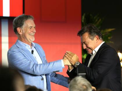 Accordo Mediaset Netflix, c'è l'intesa per la produzione di contenuti cinematografici