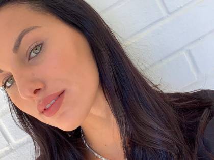 Carolina Stramare, il body fa vedere qualcosa di troppo