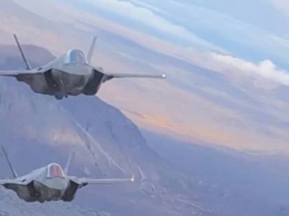 Gli F-35 italiani volano sui cieli d'Islanda