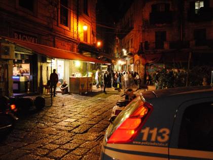 Si intrufola in un ristorante per rubare: arrestato dopo colluttazione