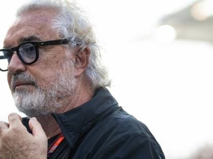 Briatore: "Il governo è stato veloce a pagare per Silvia. Ma i soldi per la cassa integrazione?"