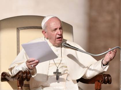 Il Papa prova la rivoluzione: ma aumentano le resistenze