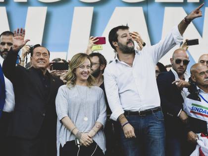 Il centrodestra silura Conte: "Stati generali? Una perdita di tempo"