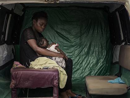 La strage silenziosa di bimbi: così ebola uccide i più piccoli