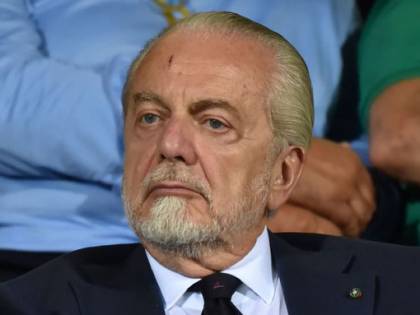 Napoli, la stangata di De Laurentiis: multa da 2,5 milioni ai giocatori