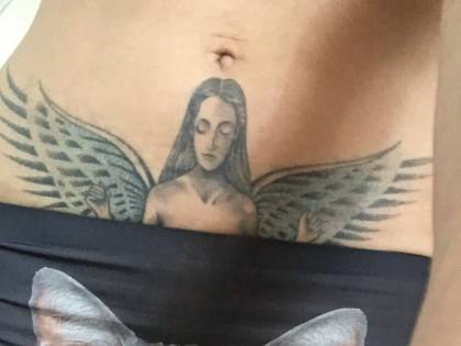Asia Argento, lo zoom rivela un dettaglio hot
