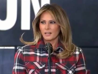 La lezione di Melania sui fischi democratici