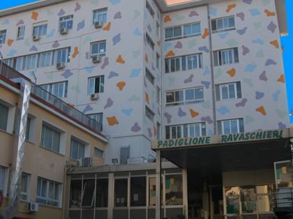 Spezza dito a infermiere, per la toga non è reato