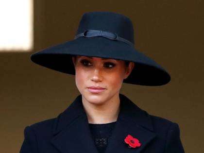 Meghan Markle, affaccio solitario al balcone per la duchessa di Sussex