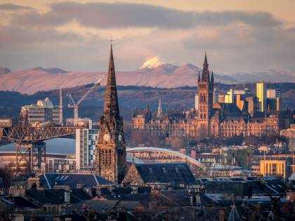 Glasgow, clinica inietta eroina ai pazienti tossicodipendenti