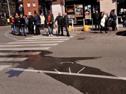 Pedoni travolti nel Siracusano: donna morta e un ferito grave