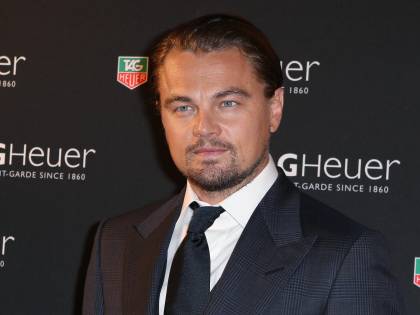Leonardo DiCaprio salva un uomo ubriaco in mare