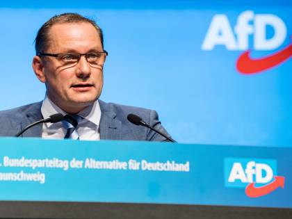 Germania, sovranisti contro Mes: "Così rubano i soldi ai tedeschi"
