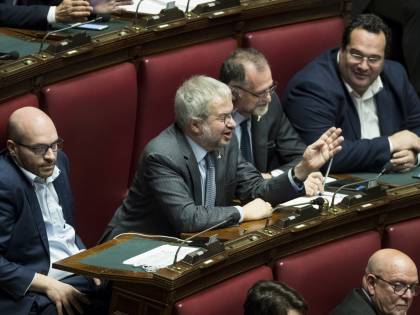 Coronavirus, la proposta della Lega: "Aboliamo il pareggio di bilancio"