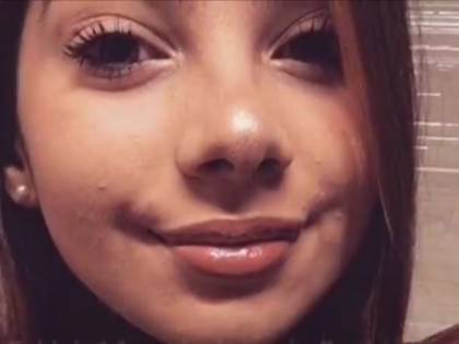 Corinaldo, appello del papà di Emma Fabini: "Ridateci il suo telefono"