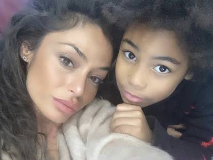 Pia Balotelli compie gli anni, gli auguri dei genitori e quelli degli utenti: "Speriamo non prenda la testa del padre"