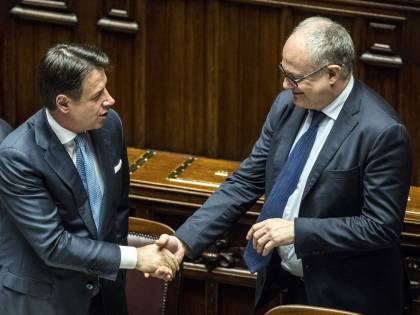 Prestiti garantiti, rinvii fiscali e scudo per le aziende italiane