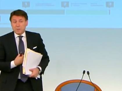 Conte: "Governo avanti fino al 2023. Cronoprogramma a gennaio, Paese chiede chiarezza"