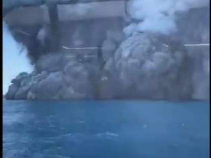 Nuova Zelanda, erutta vulcano su White Island: morti e numerosi turisti dispersi