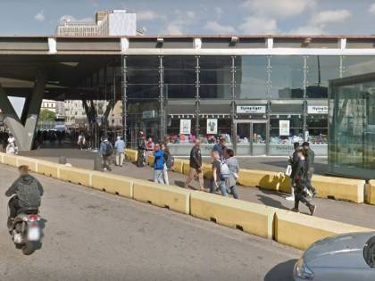 Napoli, sgominata banda di borseggiatori. Usavano parole in codice