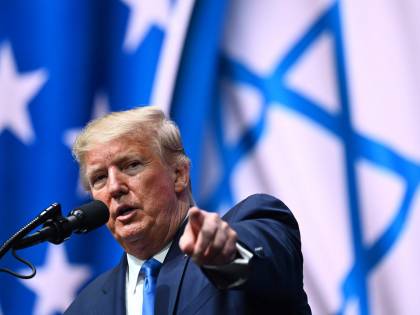 Trump, impeachment: sì della Commissione della Camera