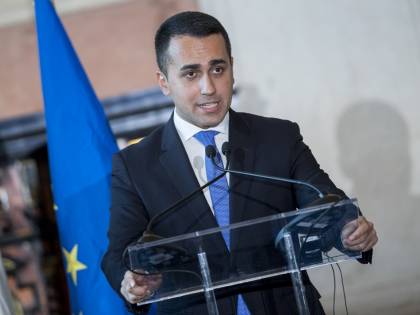 Di Maio: "Lotta all'Isis è la nostra priorità"