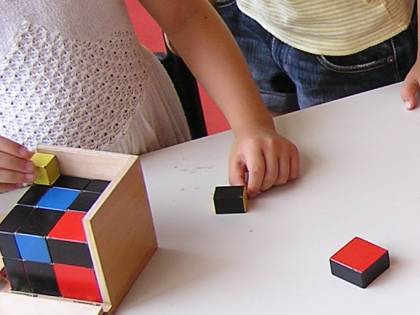Alunno autistico escluso dalla recita di Natale: arrivano gli ispettori a scuola