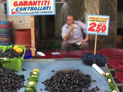 "Un Natale tra degrado e crisi". E i pescatori ne fanno le spese